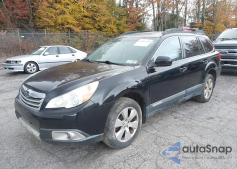 2010 Subaru Outback 2.5I Limited z USA, uszkodzony, nr VIN 4S4BRBJC8A3325235